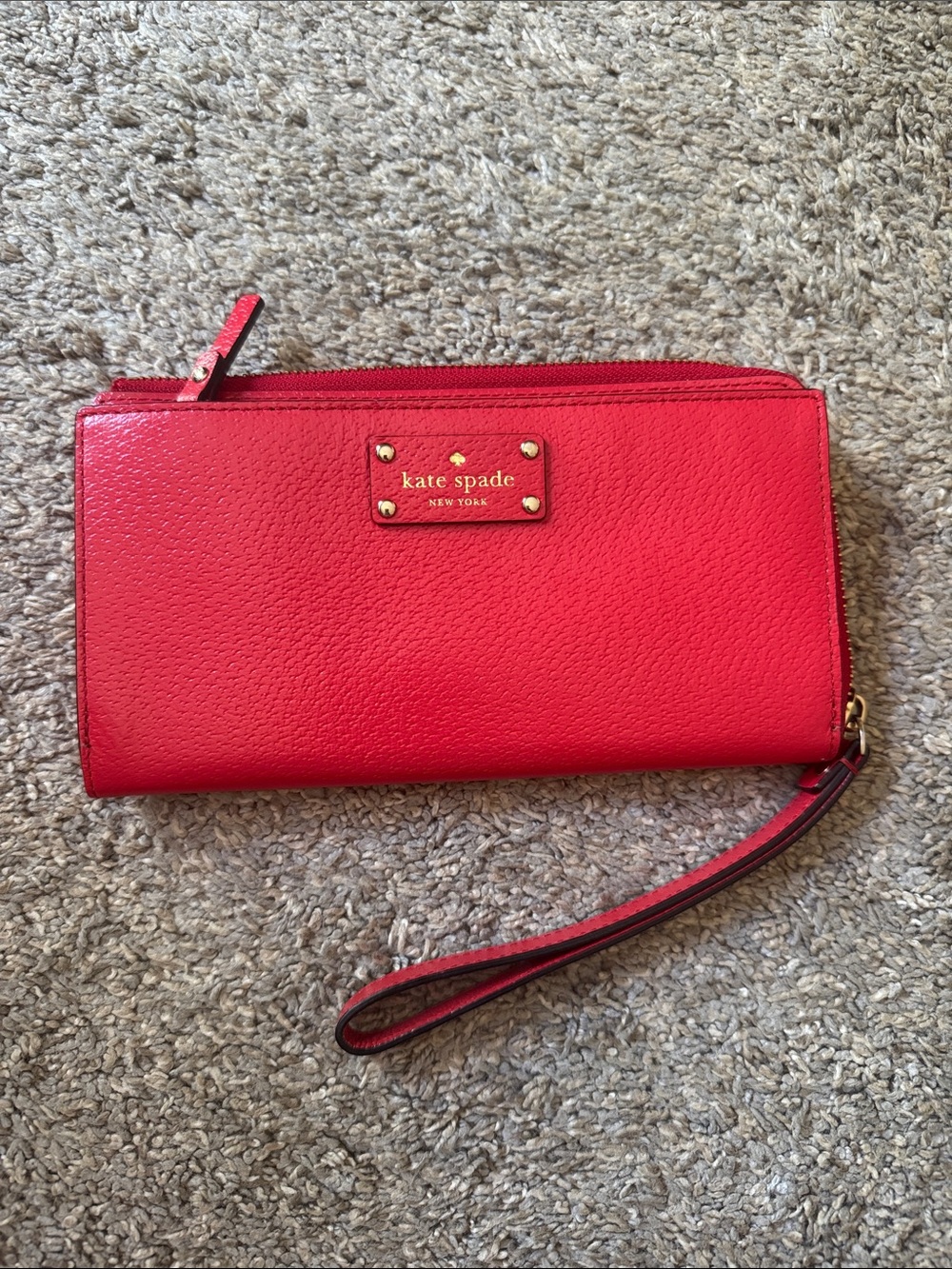 Kate Spade Wellesley Layton wallet in red